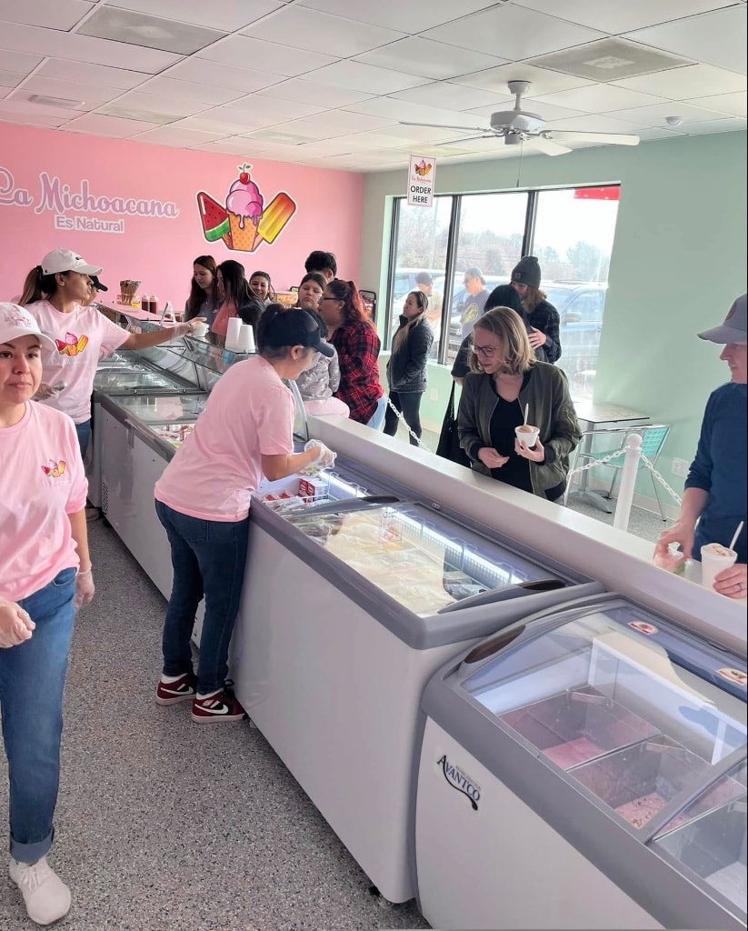Families and customers enjoying desserts together at La Michoacana Es Natural in Gainesville, GA