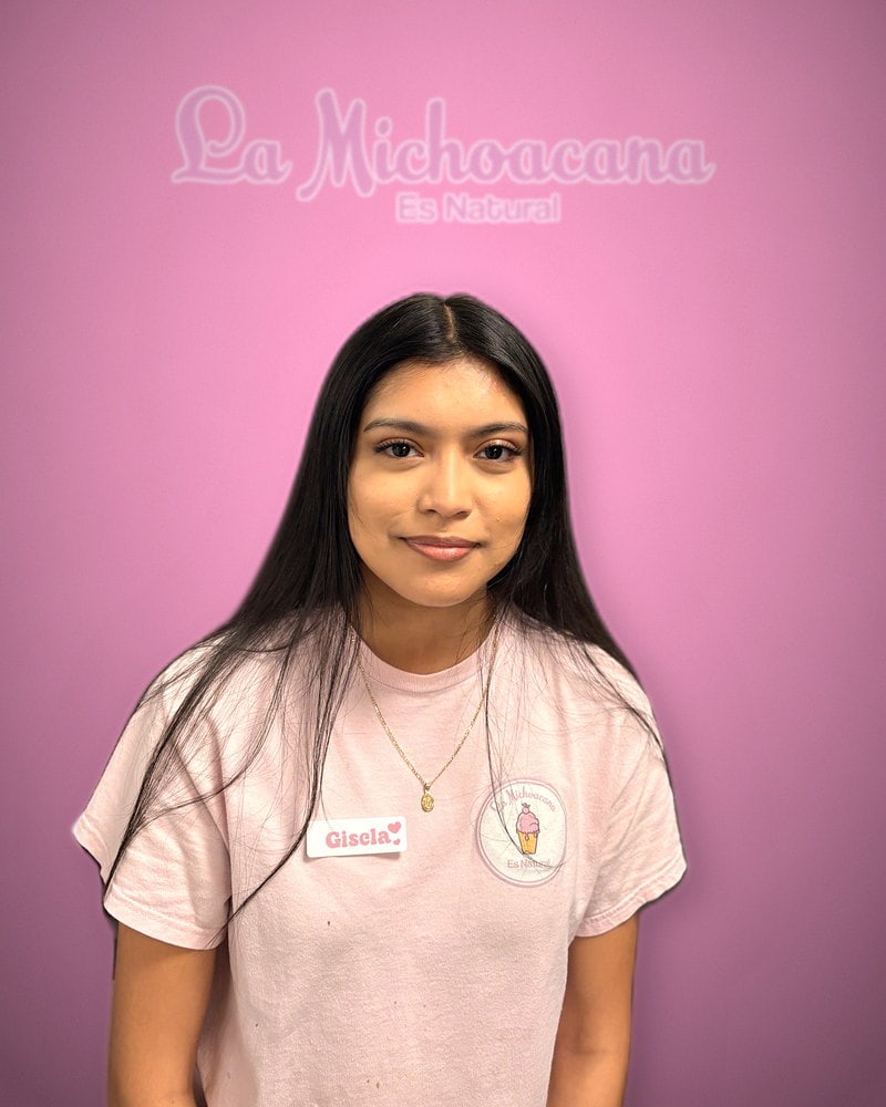 Gisela — La Michoacana Es Natural
